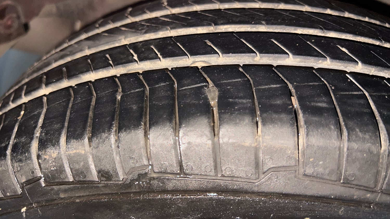 Used 2014 Honda Amaze 1.2 SX i-VTEC Petrol Manual tyres RIGHT REAR TYRE TREAD VIEW