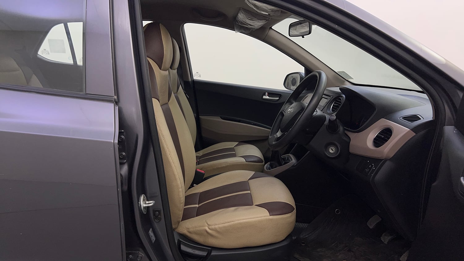 Used 2016 Hyundai Grand i10 Sportz 1.2 Kappa VTVT Petrol Manual interior RIGHT SIDE FRONT DOOR CABIN VIEW