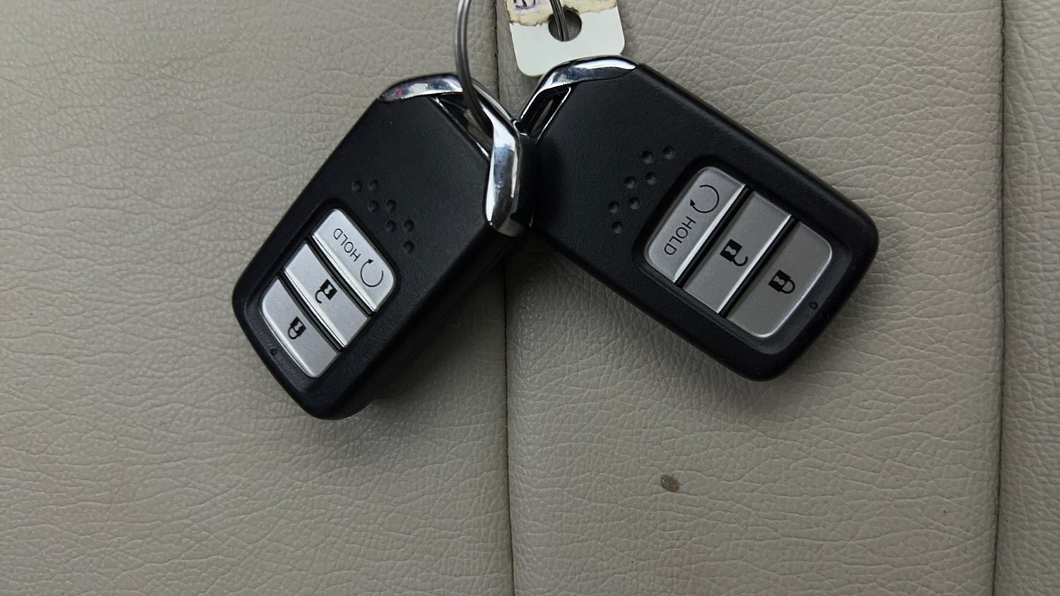 Used 2024 Honda Elevate Apex Edition VX CVT Petrol Automatic extra CAR KEY VIEW