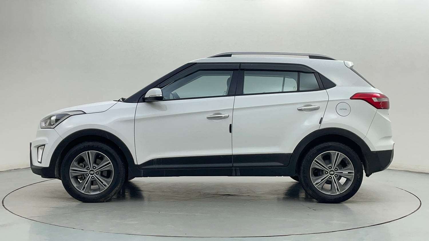 Used 2016 Hyundai Creta 1.6 SX Plus AT Petrol Petrol Automatic exterior LEFT SIDE VIEW