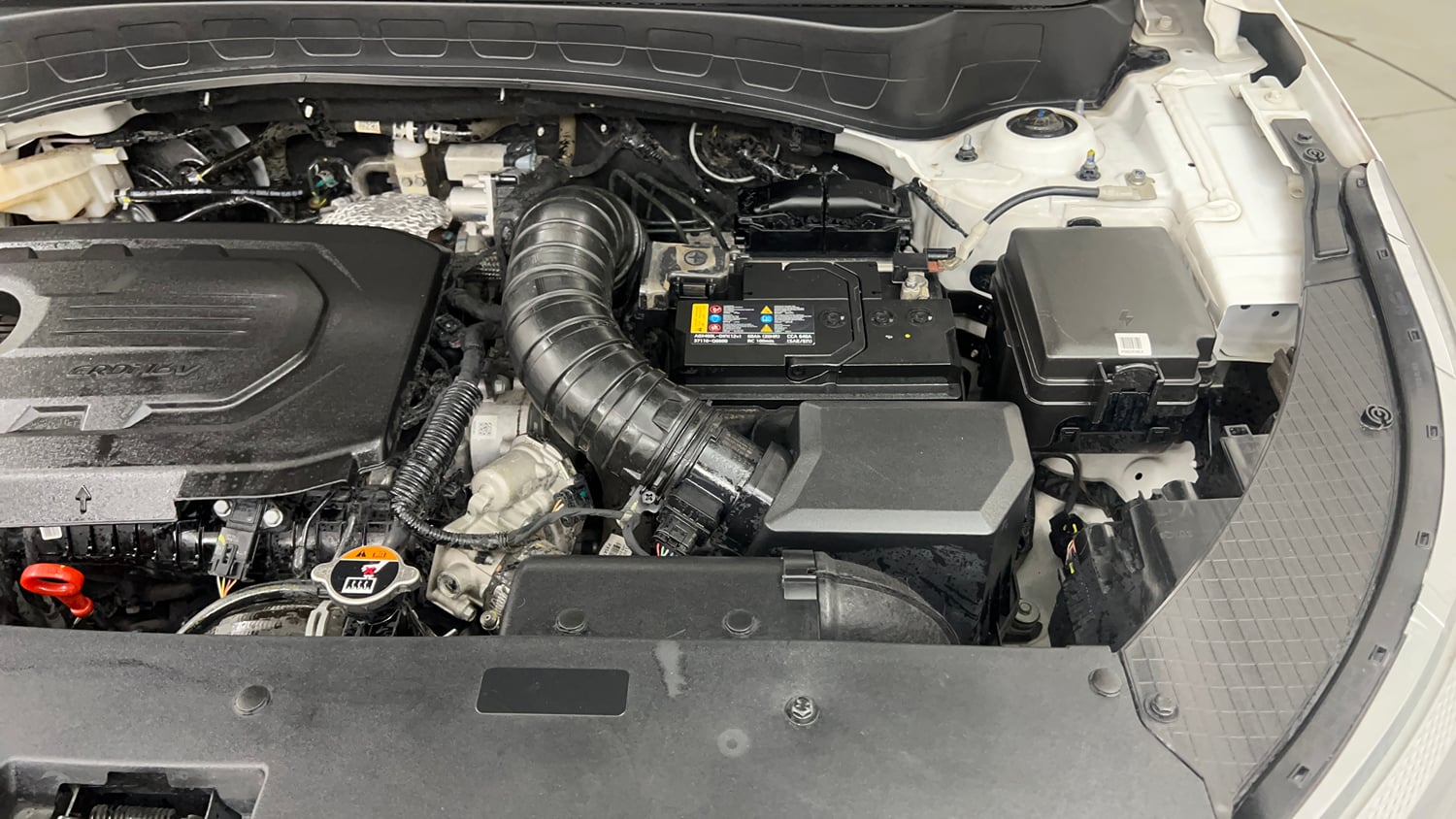 Used 2024 Kia Seltos HTX Plus 1.5 Diesel MT Diesel Manual engine ENGINE LEFT SIDE VIEW