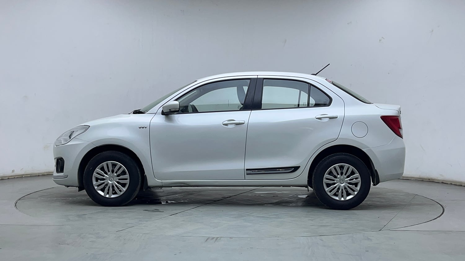 Used 2017 Maruti Suzuki Dzire VXi Petrol Manual exterior LEFT SIDE VIEW