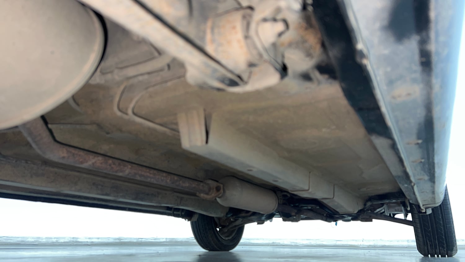Used 2013 Maruti Suzuki Wagon R VXI Petrol Manual extra REAR RIGHT UNDERBODY VIEW