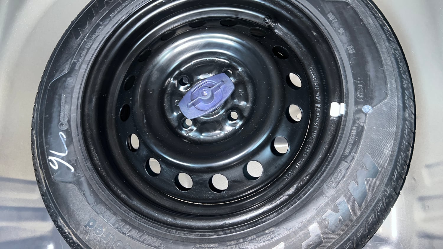 Used 2023 Maruti Suzuki Wagon R VXI 1.0 AGS Petrol Automatic tyres SPARE TYRE VIEW