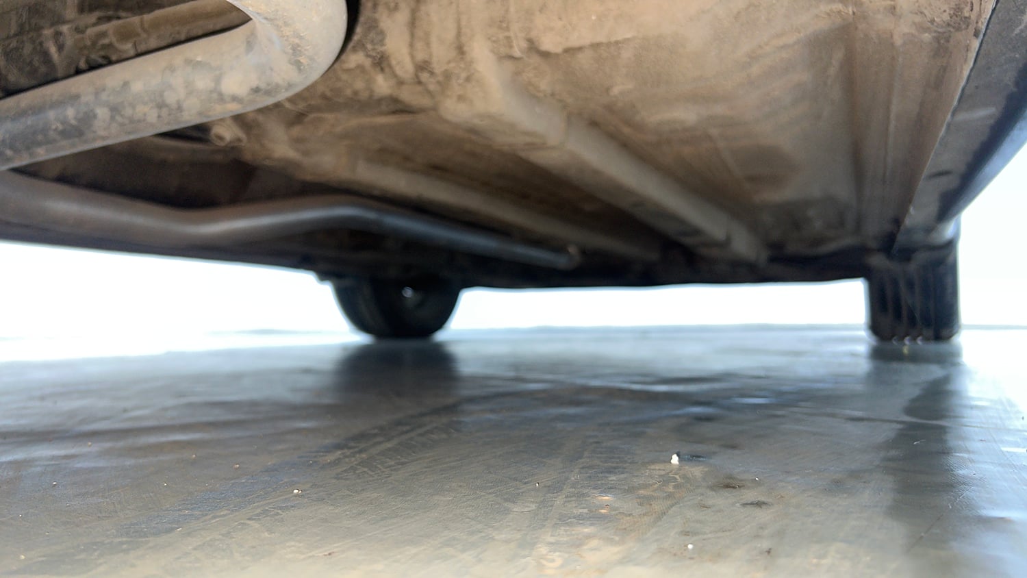 Used 2016 Hyundai Elite i20 Asta 1.2 Petrol Manual extra REAR RIGHT UNDERBODY VIEW