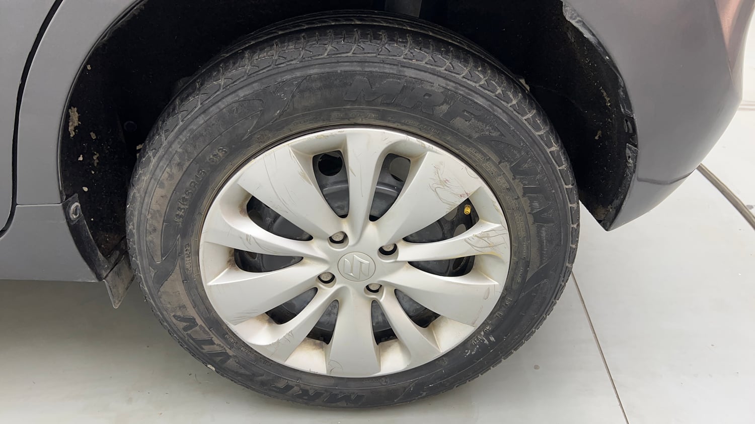 Used 2018 Maruti Suzuki Baleno Delta 1.3 Diesel Manual tyres LEFT REAR TYRE RIM VIEW
