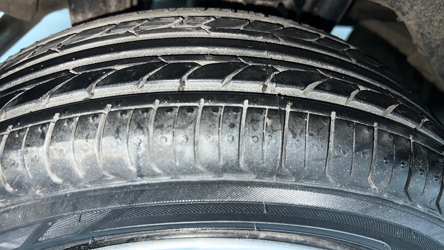 Used 2016 Maruti Suzuki Alto K10 VXi Petrol Manual tyres RIGHT REAR TYRE TREAD VIEW