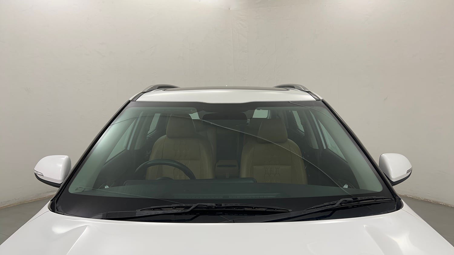 Used 2024 Kia Seltos HTX Plus 1.5 Diesel MT Diesel Manual exterior FRONT WINDSHIELD VIEW