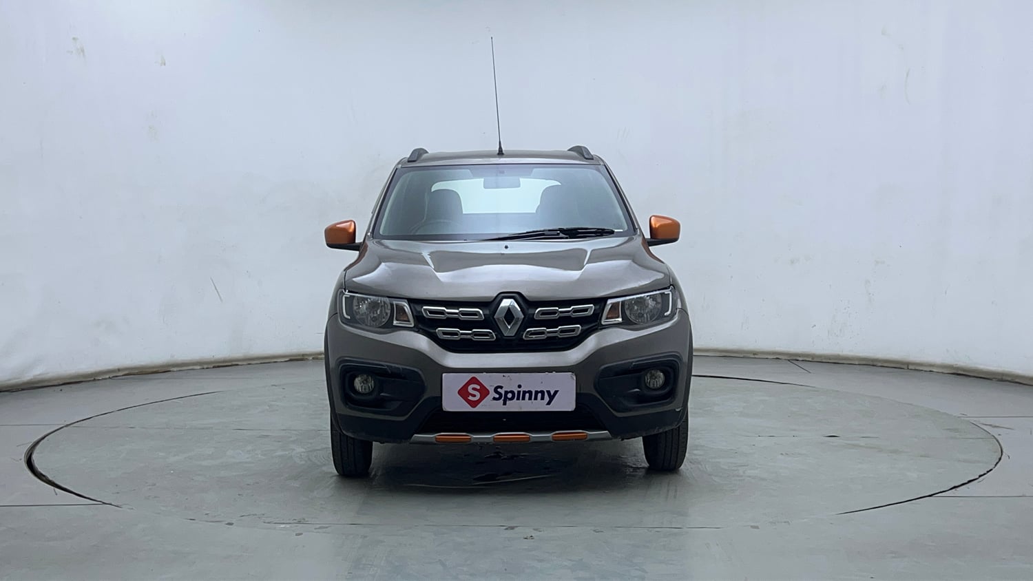 Used 2017 Renault Kwid 1.0 RXT AMT Petrol Automatic exterior FRONT VIEW