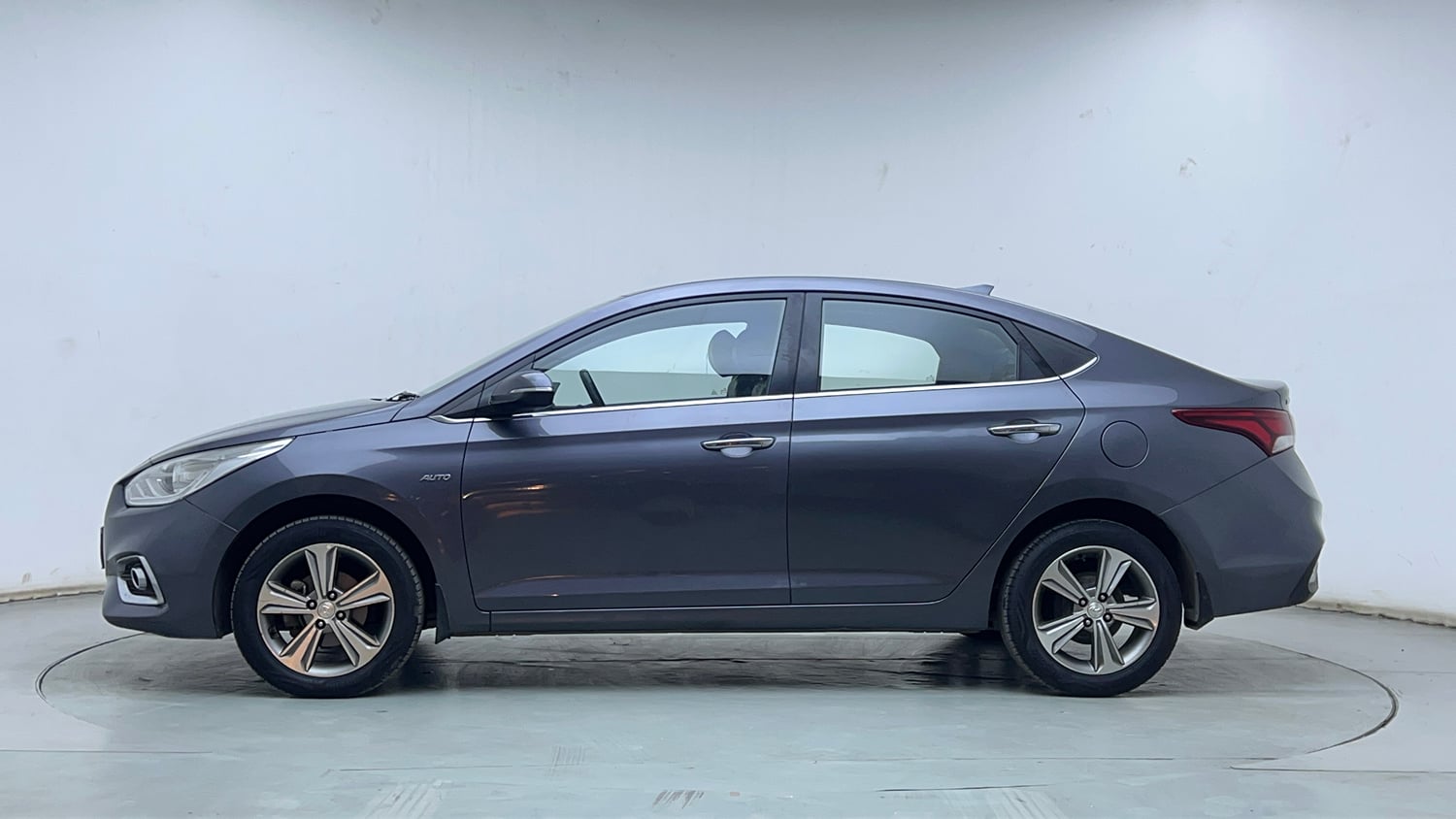 Used 2017 Hyundai Verna SX (O) 1.6 VTVT AT Petrol Automatic exterior LEFT SIDE VIEW