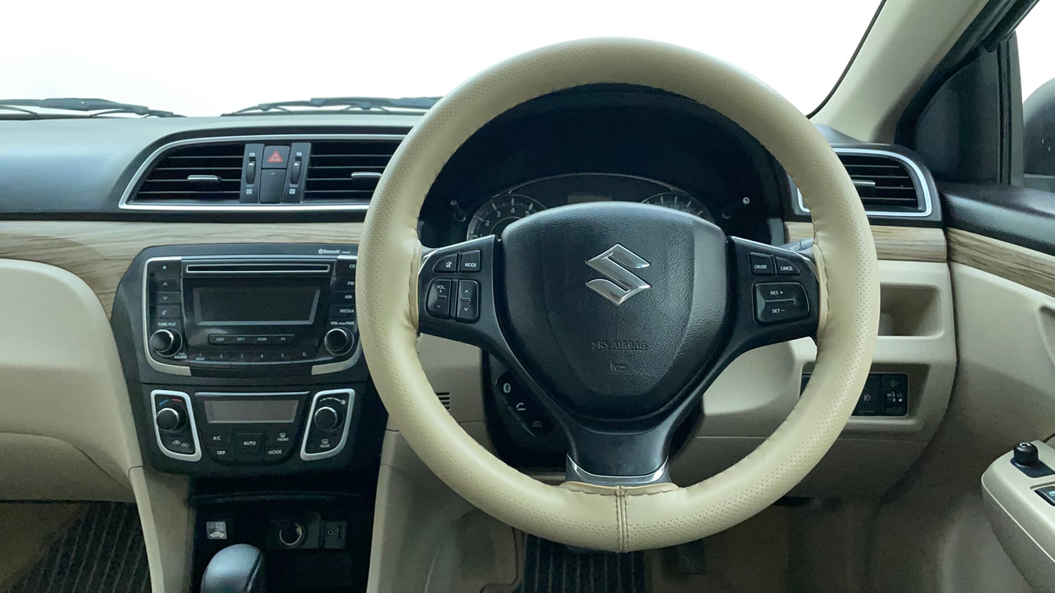 Used 2020 Maruti Suzuki Ciaz Delta Hybrid 1.5 AT Petrol Automatic interior STEERING VIEW
