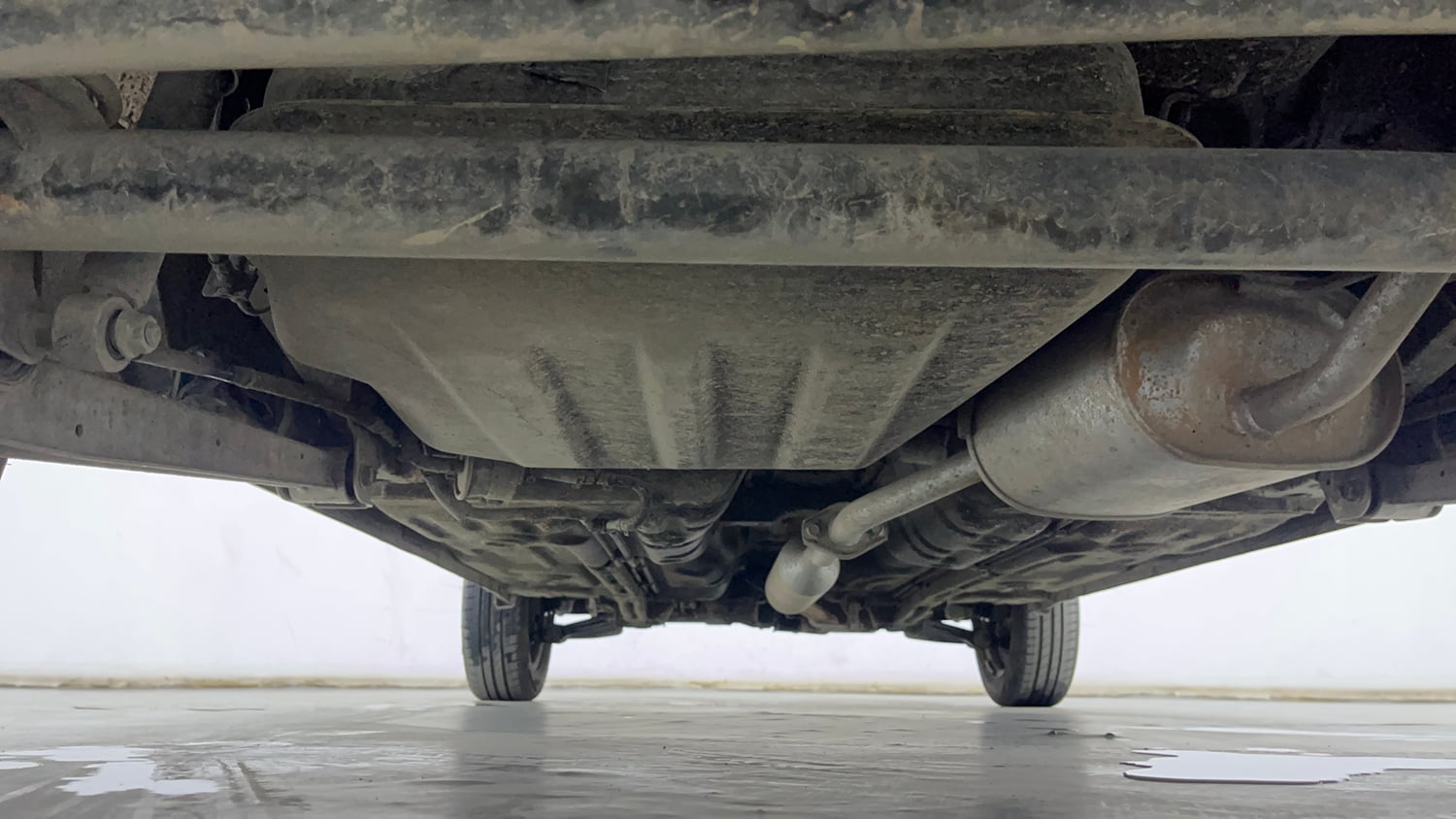 Used 2016 Maruti Suzuki Alto K10 VXi Petrol Manual extra REAR UNDERBODY VIEW (TAKEN FROM REAR)