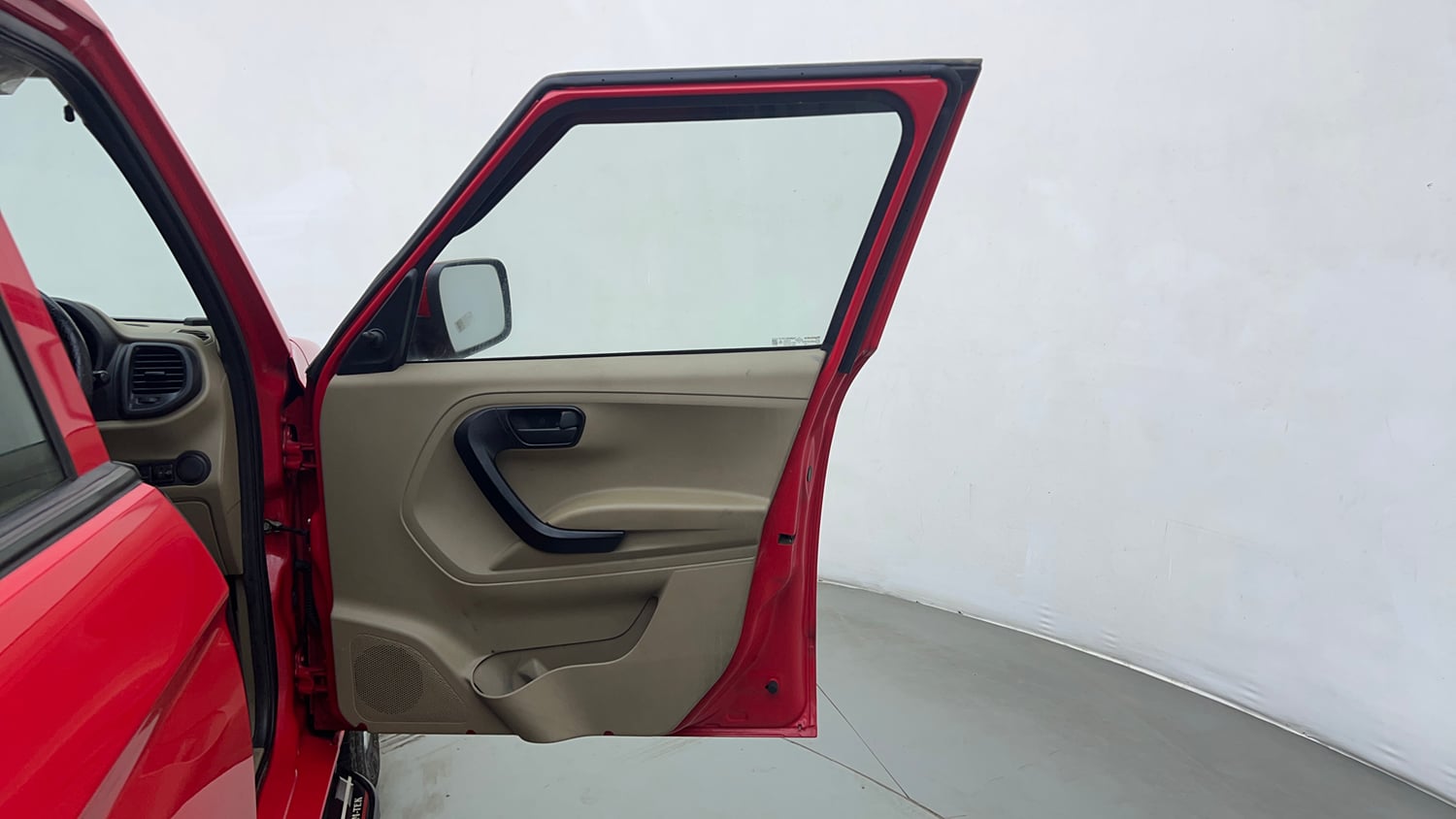 Used 2019 Mahindra TUV300 T6 Plus Diesel Manual interior RIGHT FRONT DOOR OPEN VIEW