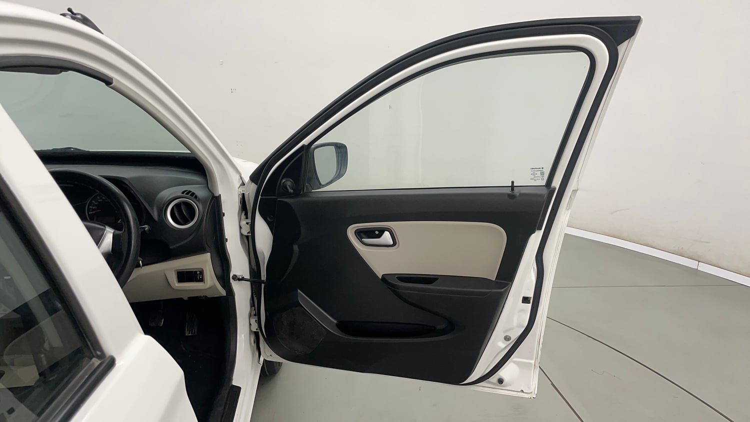 Used 2021 Maruti Suzuki Alto 800 VXi Petrol Manual interior RIGHT FRONT DOOR OPEN VIEW