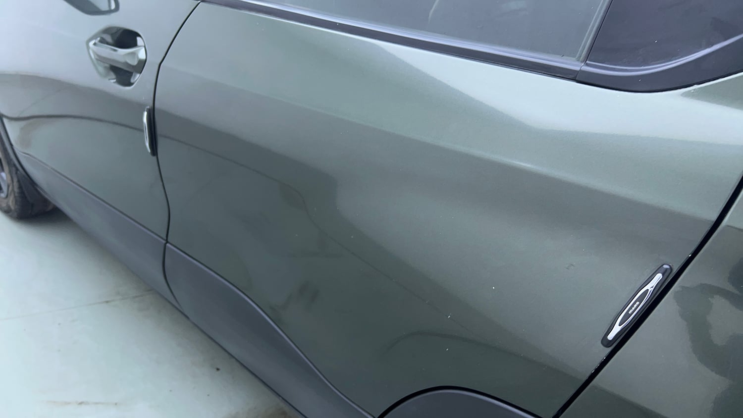 Used 2022 Tata Punch Camo Accomplished Dazzle AMT Petrol Automatic dents MINOR SCRATCH