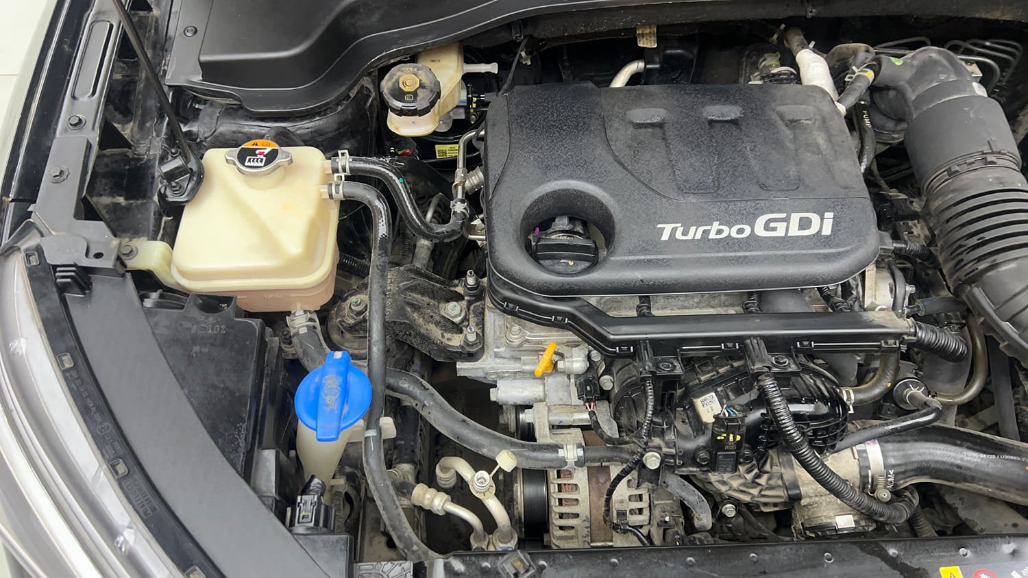 Used 2023 Kia Sonet GTX Plus 1.0 Turbo Petrol DCT Petrol Automatic engine ENGINE RIGHT SIDE VIEW