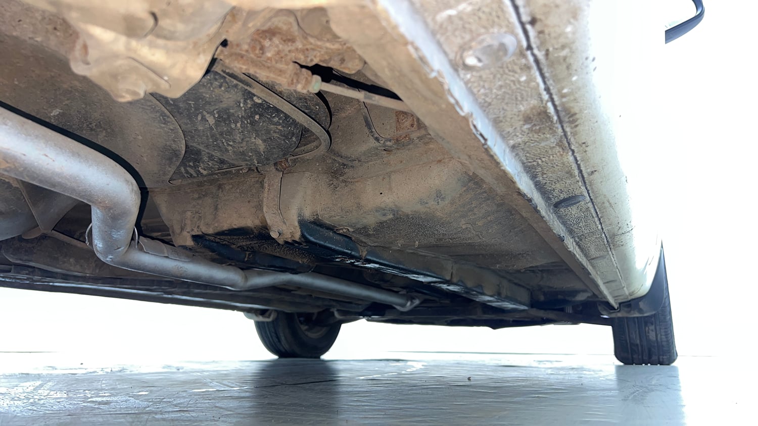 Used 2013 Hyundai i20 Sportz 1.2 Petrol Manual extra REAR RIGHT UNDERBODY VIEW