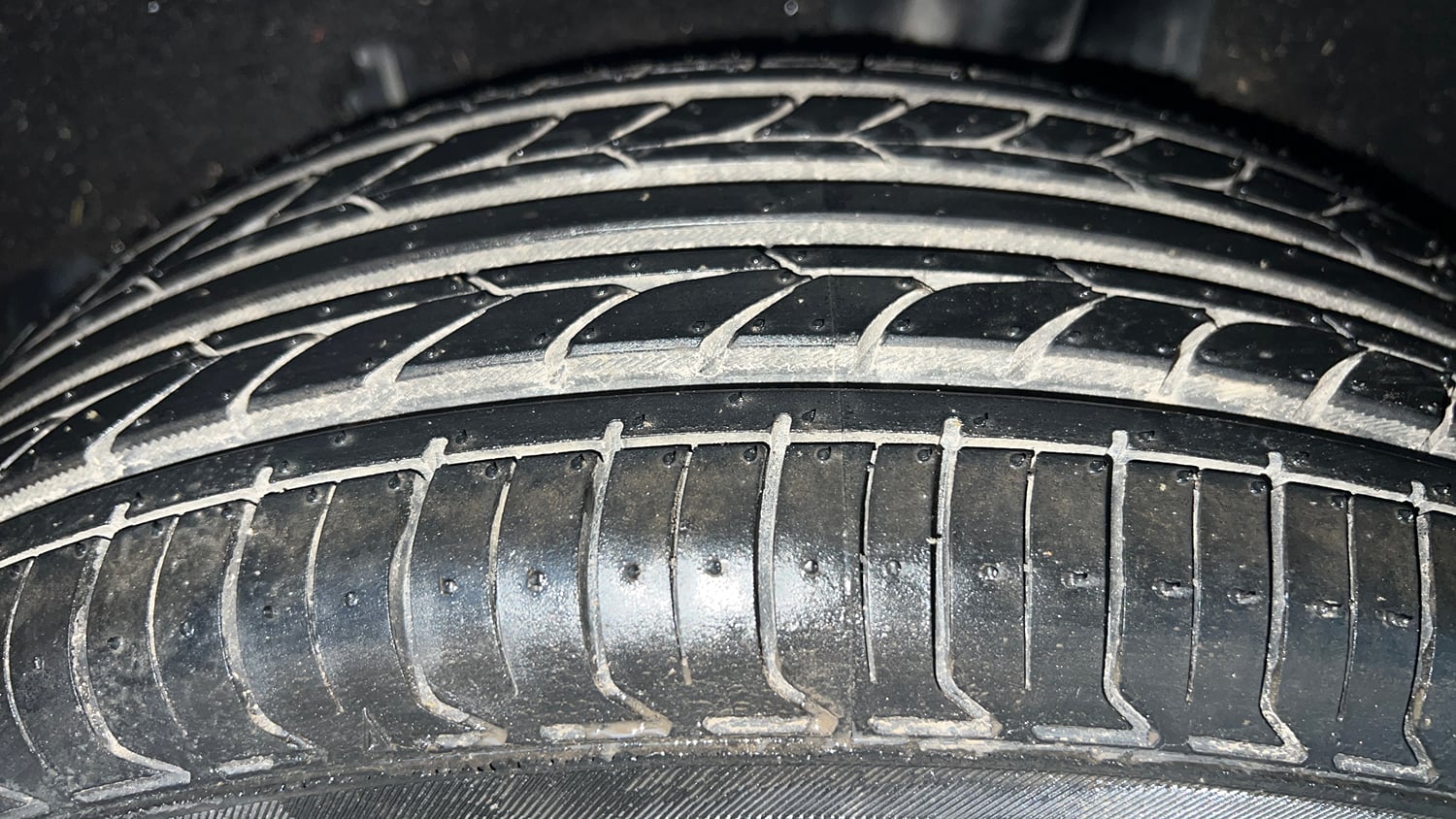 Used 2019 Maruti Suzuki Baleno Delta Petrol Manual tyres LEFT REAR TYRE TREAD VIEW