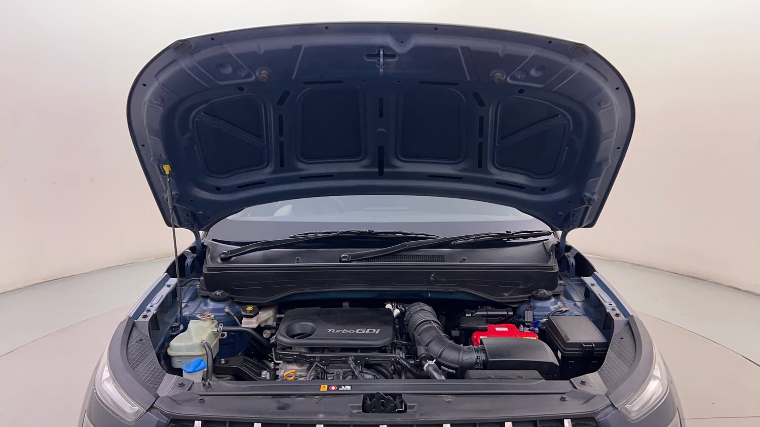 Used 2020 Hyundai Venue SX Plus 1.0 Turbo DCT Petrol Automatic engine ENGINE & BONNET OPEN FRONT VIEW