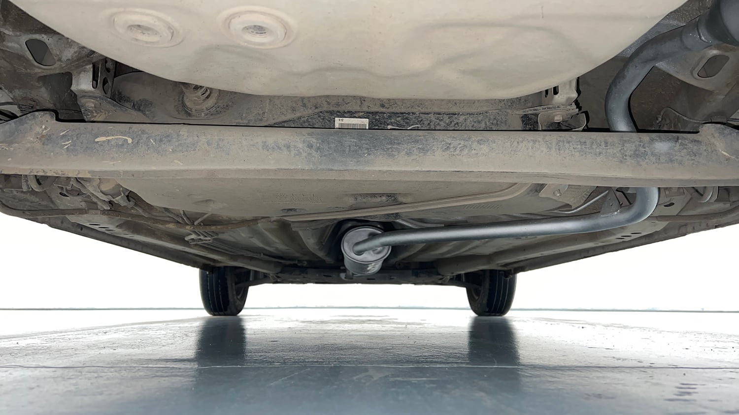 Used 2022 Maruti Suzuki Wagon R ZXI 1.2 Petrol Manual extra REAR UNDERBODY VIEW (TAKEN FROM REAR)