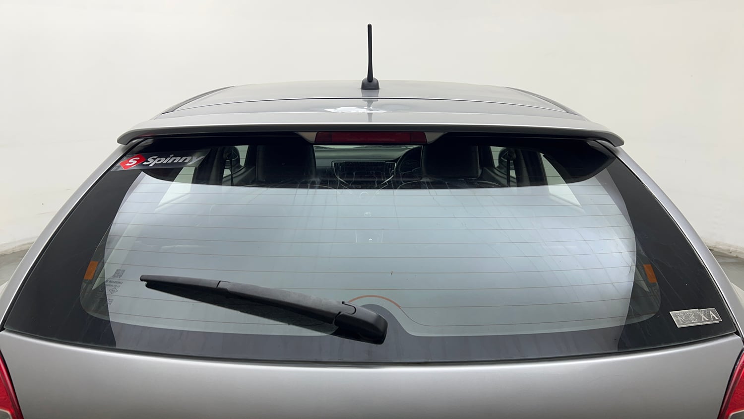 Used 2019 Maruti Suzuki Baleno Delta Petrol Manual exterior BACK WINDSHIELD VIEW
