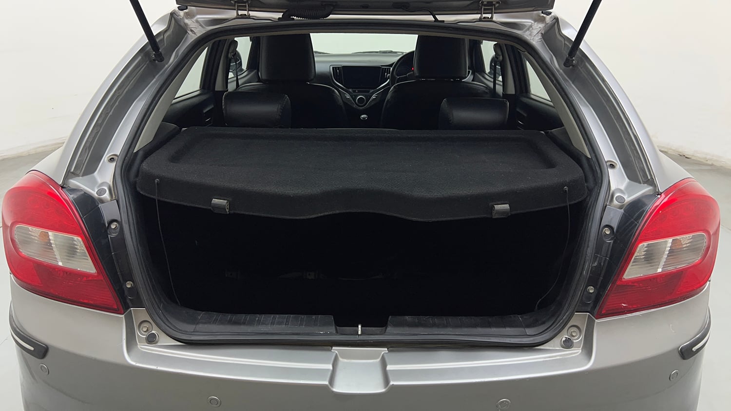 Used 2019 Maruti Suzuki Baleno Delta Petrol Manual interior DICKY INSIDE VIEW