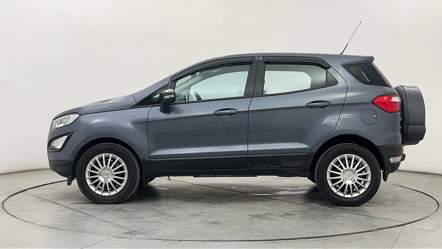 Used 2020 Ford EcoSport Trend 1.5L TDCi Diesel Manual exterior LEFT SIDE VIEW