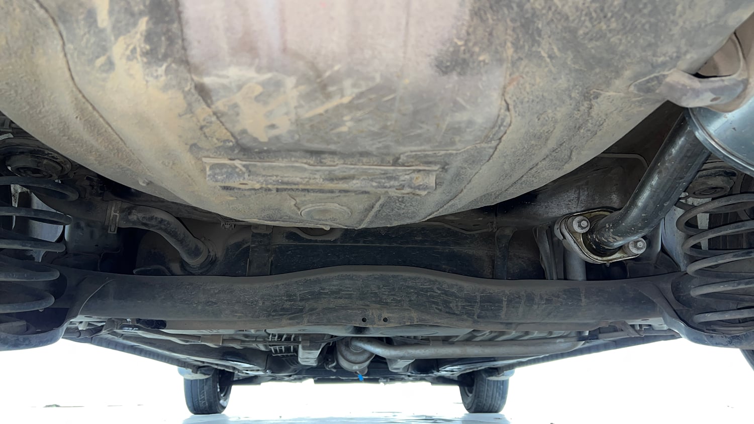 Used 2014 Honda Amaze 1.2 S i-VTEC Petrol Manual extra REAR UNDERBODY VIEW (TAKEN FROM REAR)