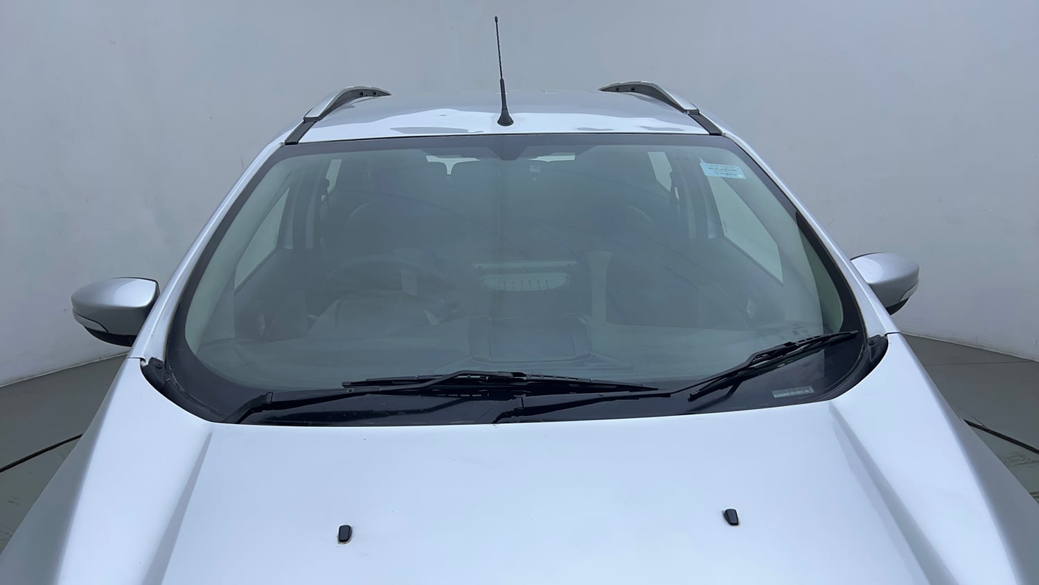 Used 2015 Ford EcoSport Titanium 1.5L Ti-VCT AT Petrol Automatic exterior FRONT WINDSHIELD VIEW