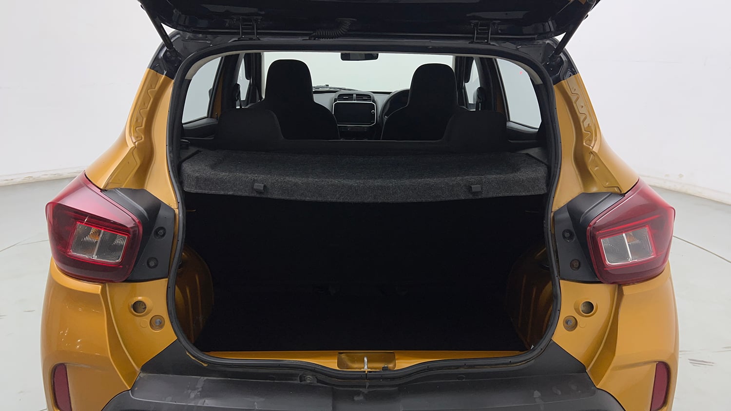 Used 2022 Renault Kwid CLIMBER AMT Petrol Automatic interior DICKY INSIDE VIEW