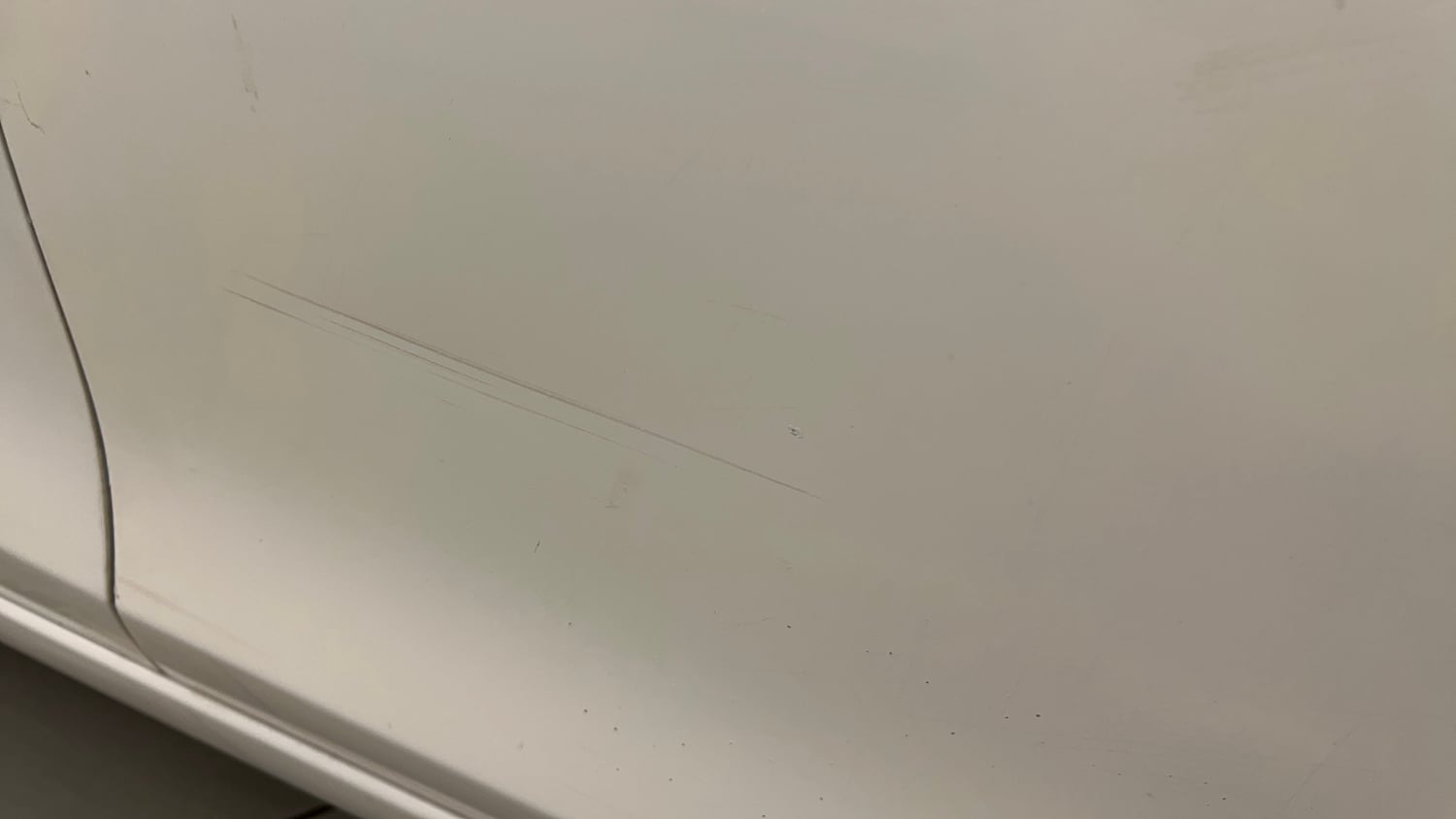 Used 2016 Maruti Suzuki Ciaz VXi+ Petrol Manual dents MINOR SCRATCH
