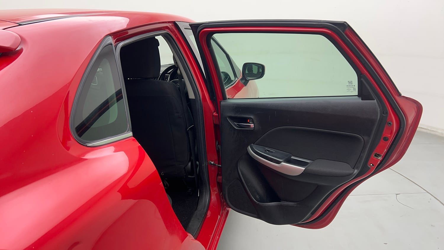 Used 2016 Maruti Suzuki Baleno Zeta 1.2 Petrol Manual interior RIGHT REAR DOOR OPEN VIEW