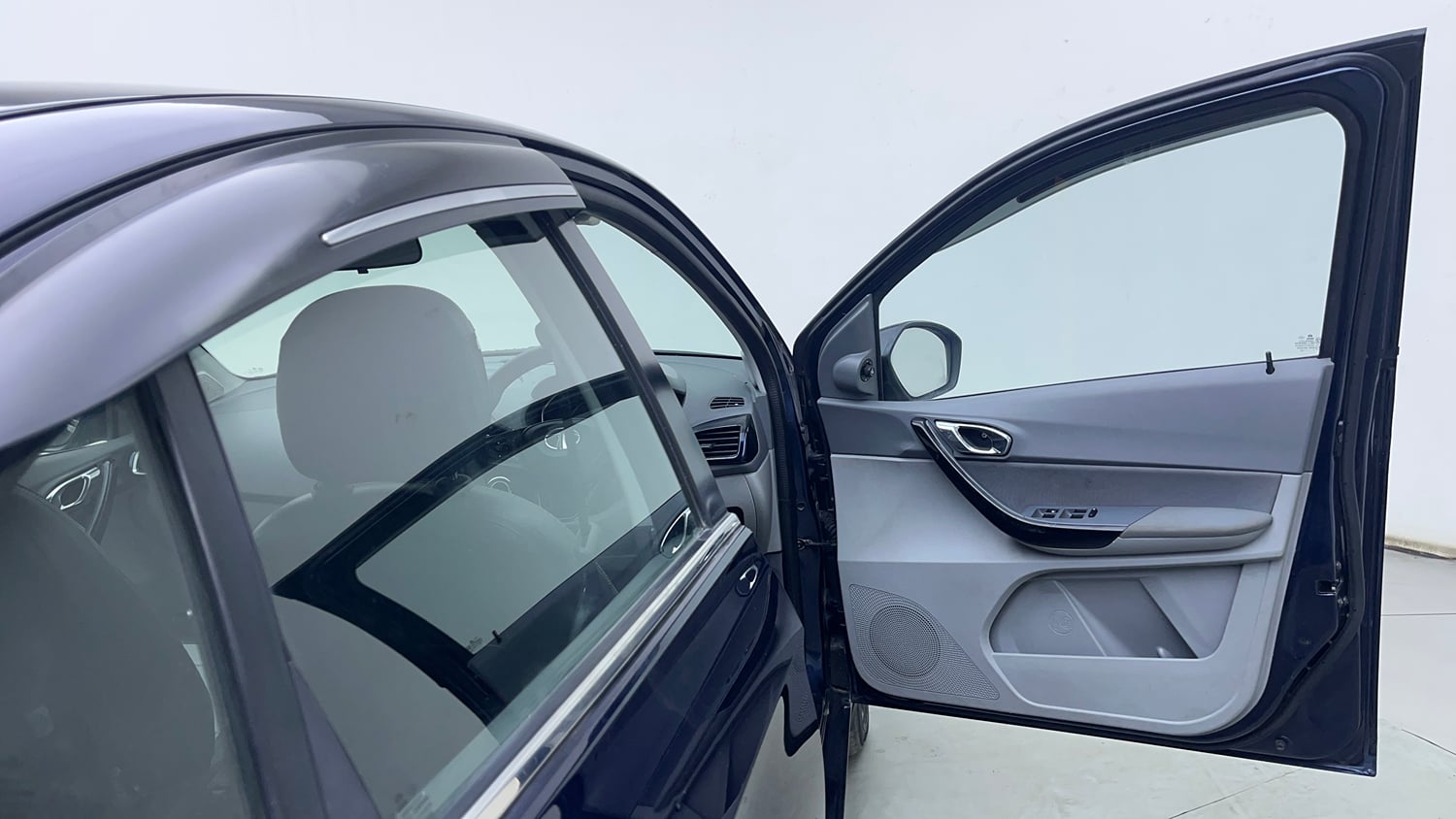 Used 2023 Tata Tigor XZ Plus Petrol Manual interior RIGHT FRONT DOOR OPEN VIEW