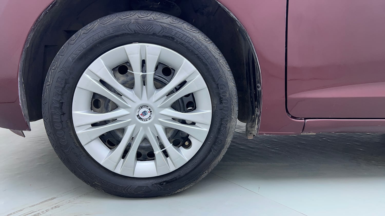 Used 2016 Honda Jazz SV Petrol Petrol Manual tyres LEFT FRONT TYRE RIM VIEW