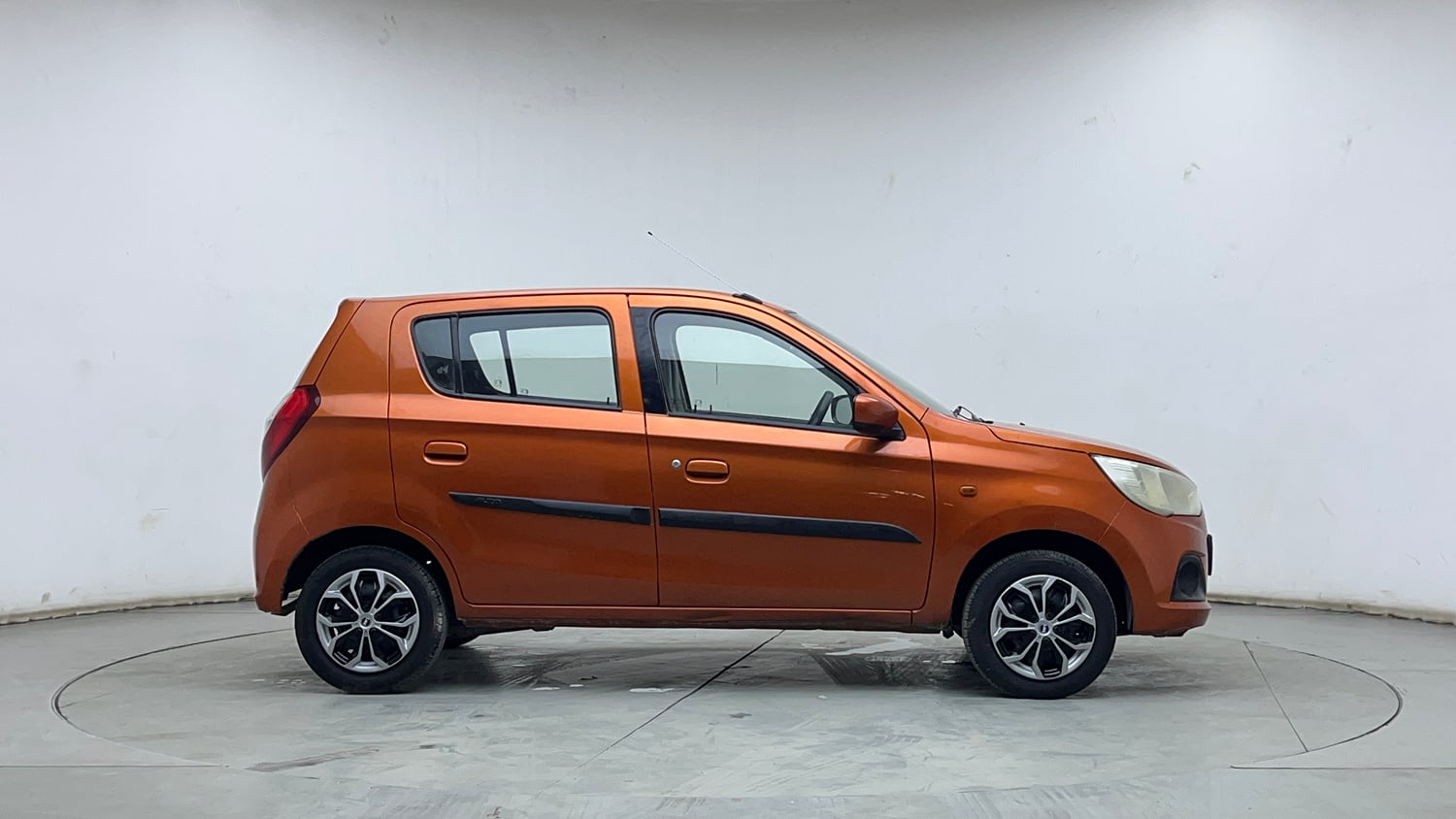 Used 2015 Maruti Suzuki Alto K10 VXi (O) Petrol Manual exterior RIGHT SIDE VIEW