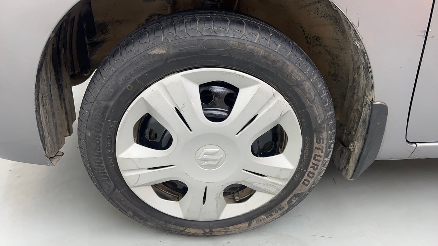 Used 2018 Maruti Suzuki Wagon R 1.0 VXI AMT (O) Petrol Automatic tyres LEFT FRONT TYRE RIM VIEW