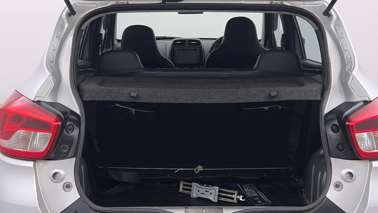 Used 2016 Renault Kwid RXT Petrol Manual interior DICKY INSIDE VIEW