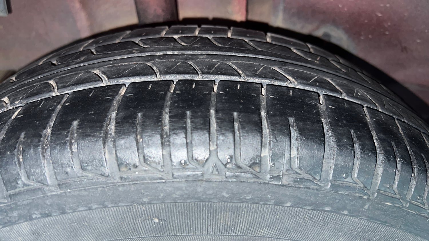 Used 2017 Tata Tiago Revotron XZA Petrol Automatic tyres RIGHT REAR TYRE TREAD VIEW