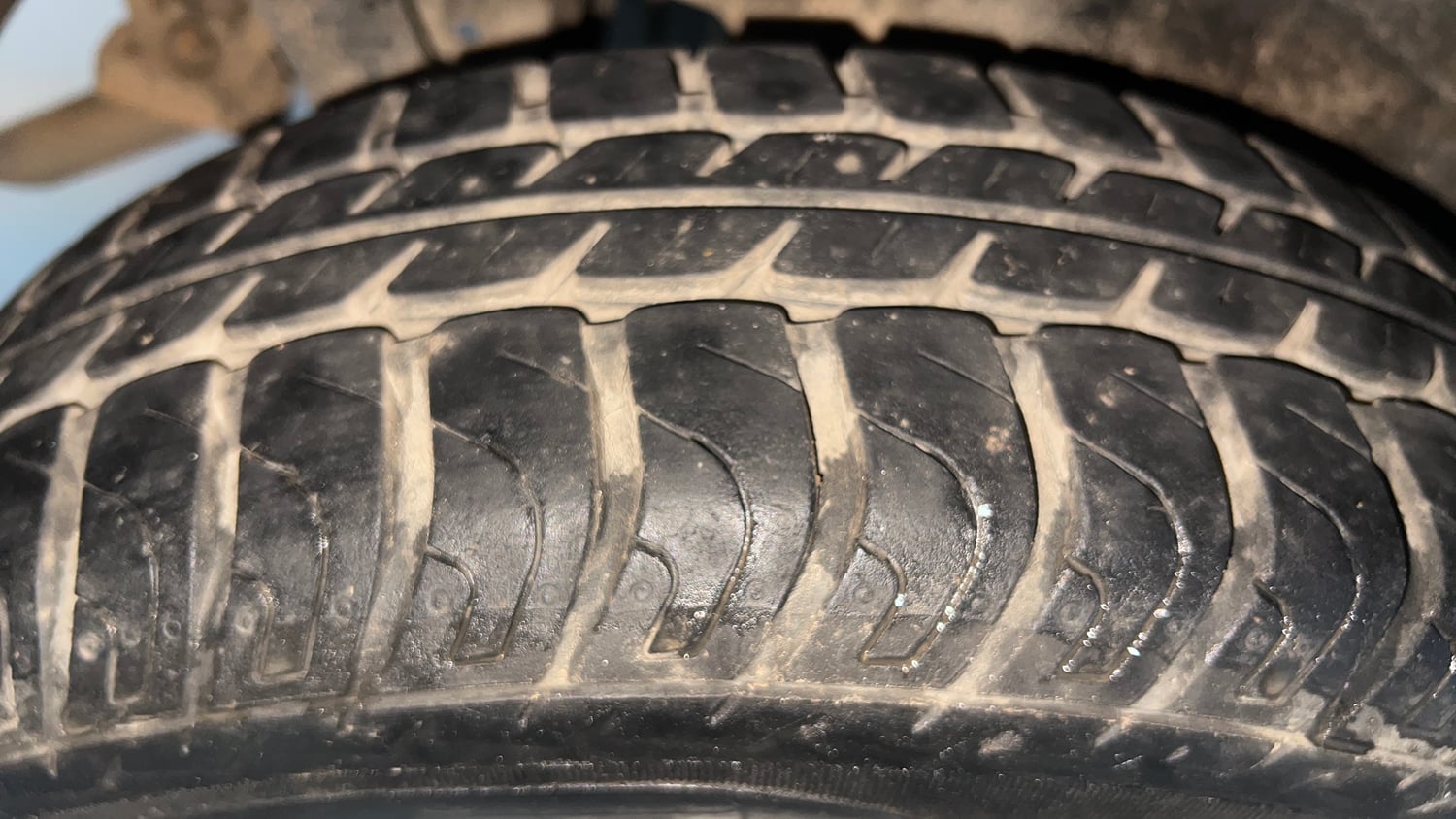 Used 2014 Maruti Suzuki Wagon R VXI Petrol Manual tyres RIGHT REAR TYRE TREAD VIEW