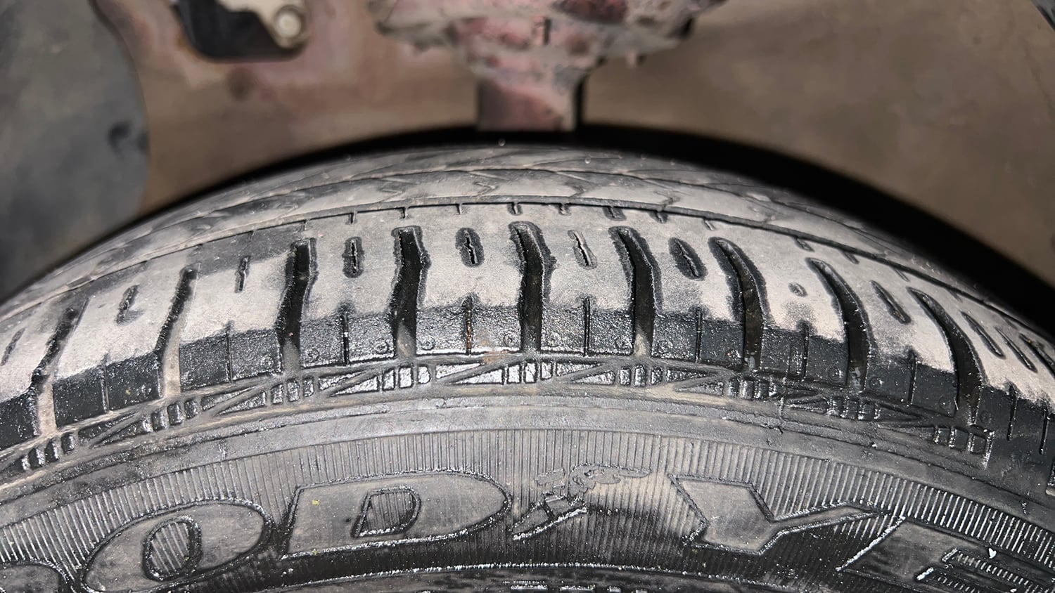 Used 2015 Hyundai Grand i10 Sportz 1.2 Kappa VTVT Petrol Manual tyres LEFT FRONT TYRE TREAD VIEW