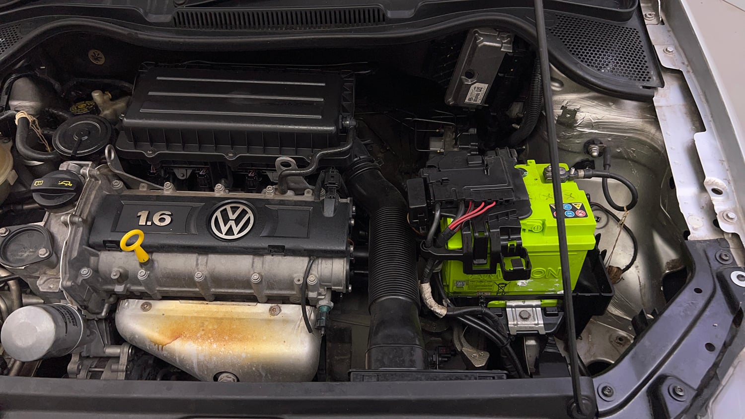 Used 2014 Volkswagen Vento Highline Petrol Petrol Manual engine ENGINE LEFT SIDE VIEW
