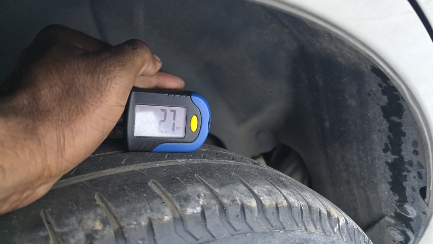 Used 2020 Maruti Suzuki New Ertiga ZXi Petrol Manual tyres RIGHT REAR TYRE TREAD VIEW