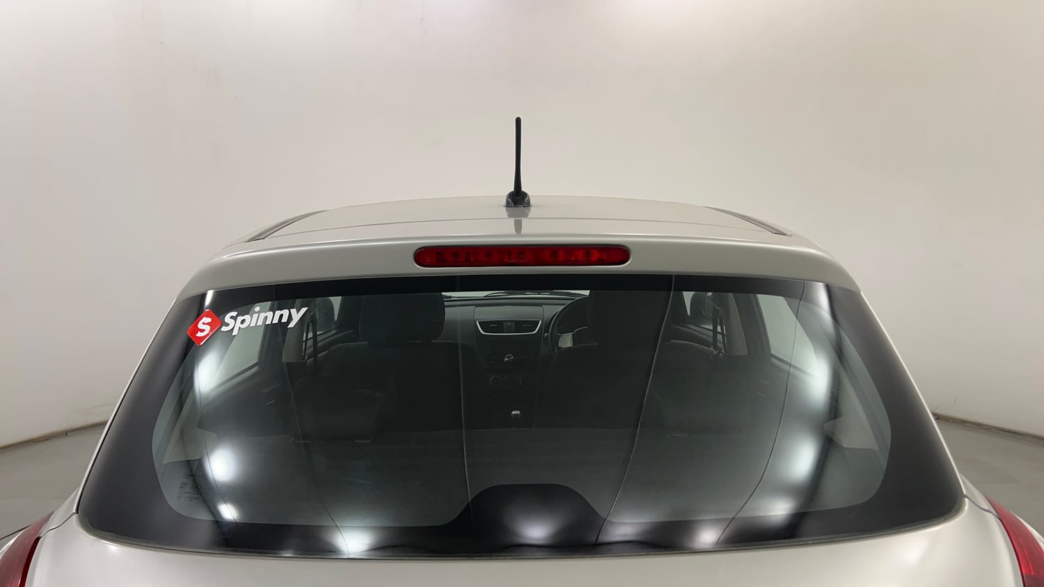 Used 2014 Maruti Suzuki Swift VXi Petrol Manual exterior BACK WINDSHIELD VIEW