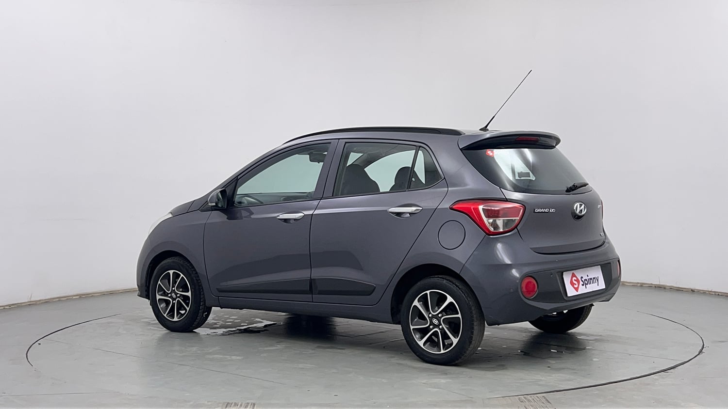 Used 2017 Hyundai Grand i10 Asta 1.2 Kappa VTVT Petrol Manual exterior LEFT REAR CORNER VIEW