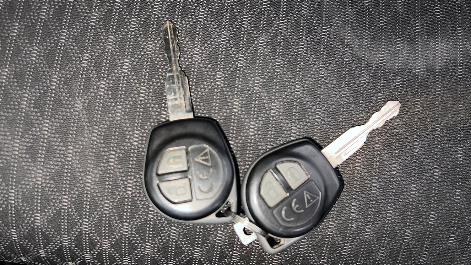 Used 2022 Maruti Suzuki Celerio ZXi Petrol Manual extra CAR KEY VIEW
