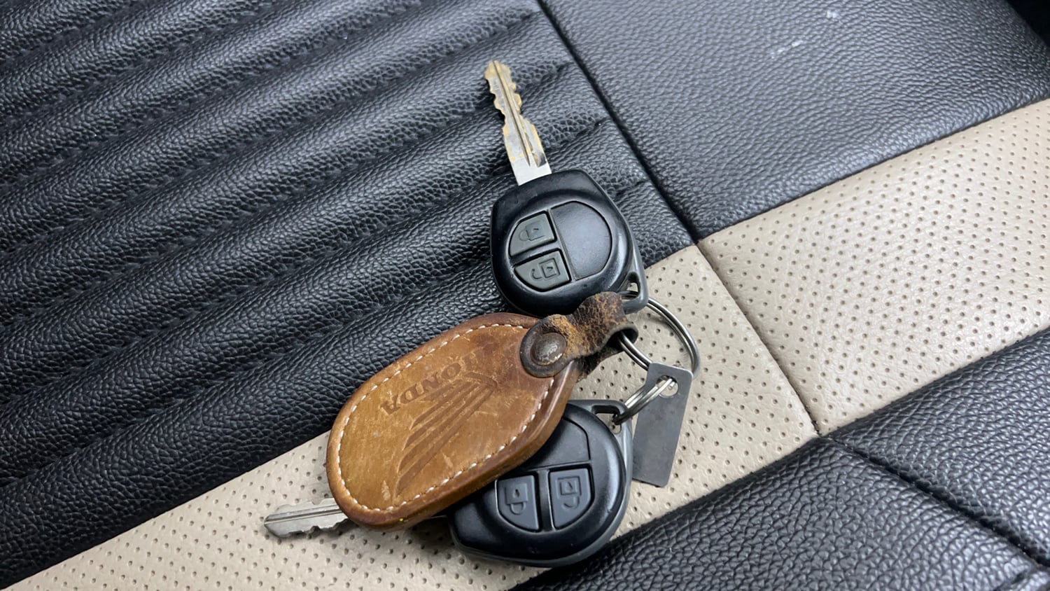 Used 2018 Maruti Suzuki Wagon R 1.0 VXI AMT (O) Petrol Automatic extra CAR KEY VIEW