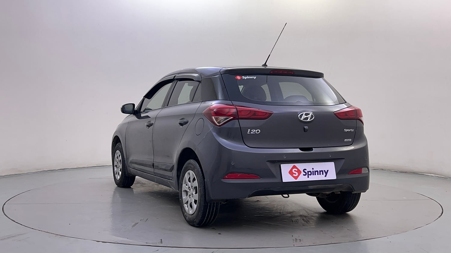 Used 2016 Hyundai Elite i20 Sportz 1.2 Petrol Manual exterior LEFT REAR CORNER VIEW