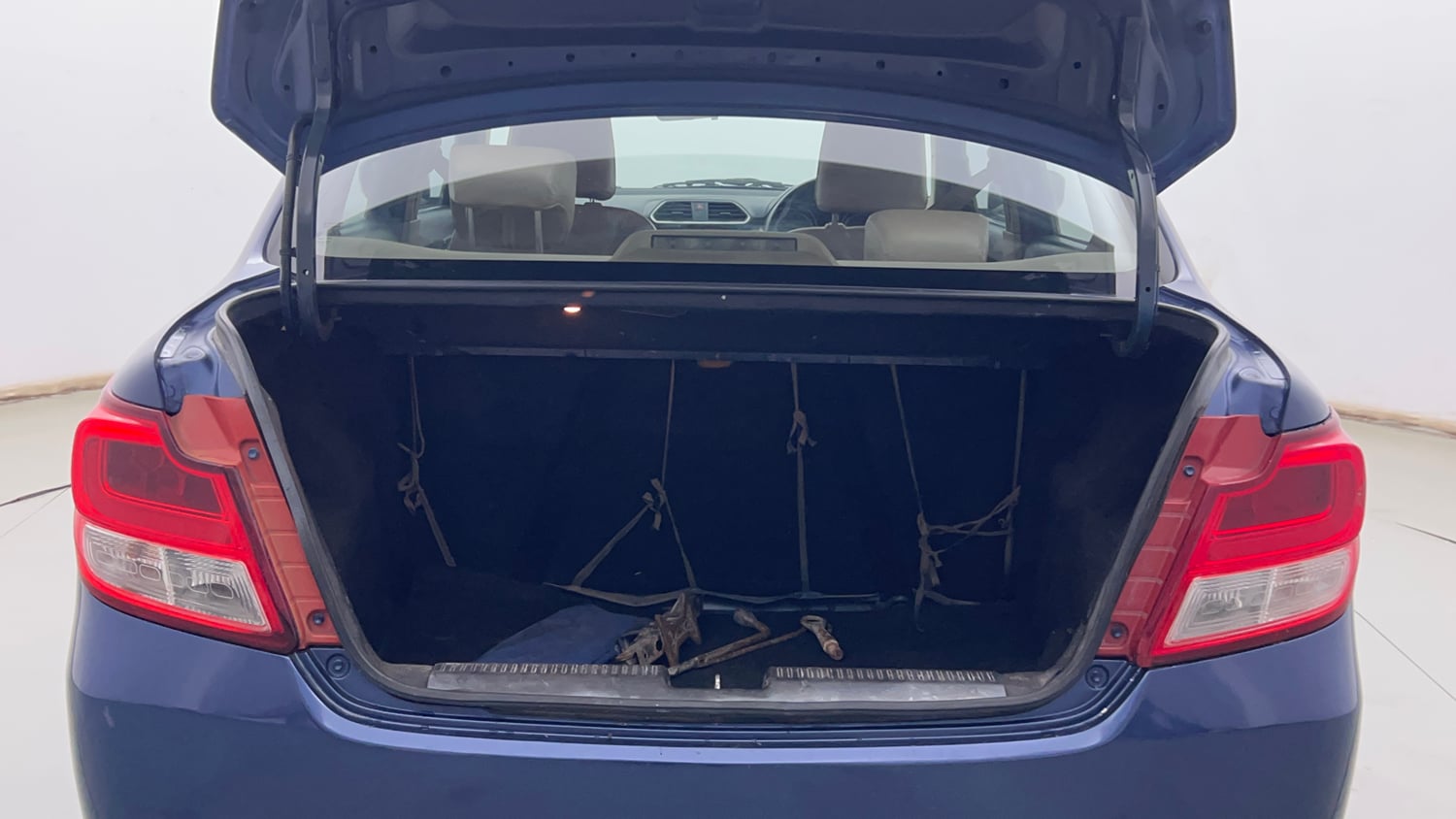 Used 2018 Maruti Suzuki Dzire VXi Petrol Manual interior DICKY INSIDE VIEW