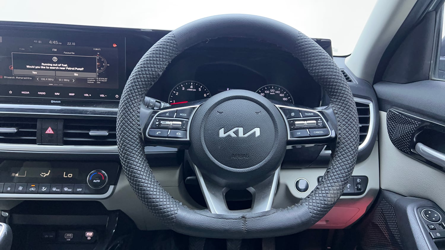 Used 2022 Kia Seltos HTX 1.5 Petrol Manual interior STEERING VIEW