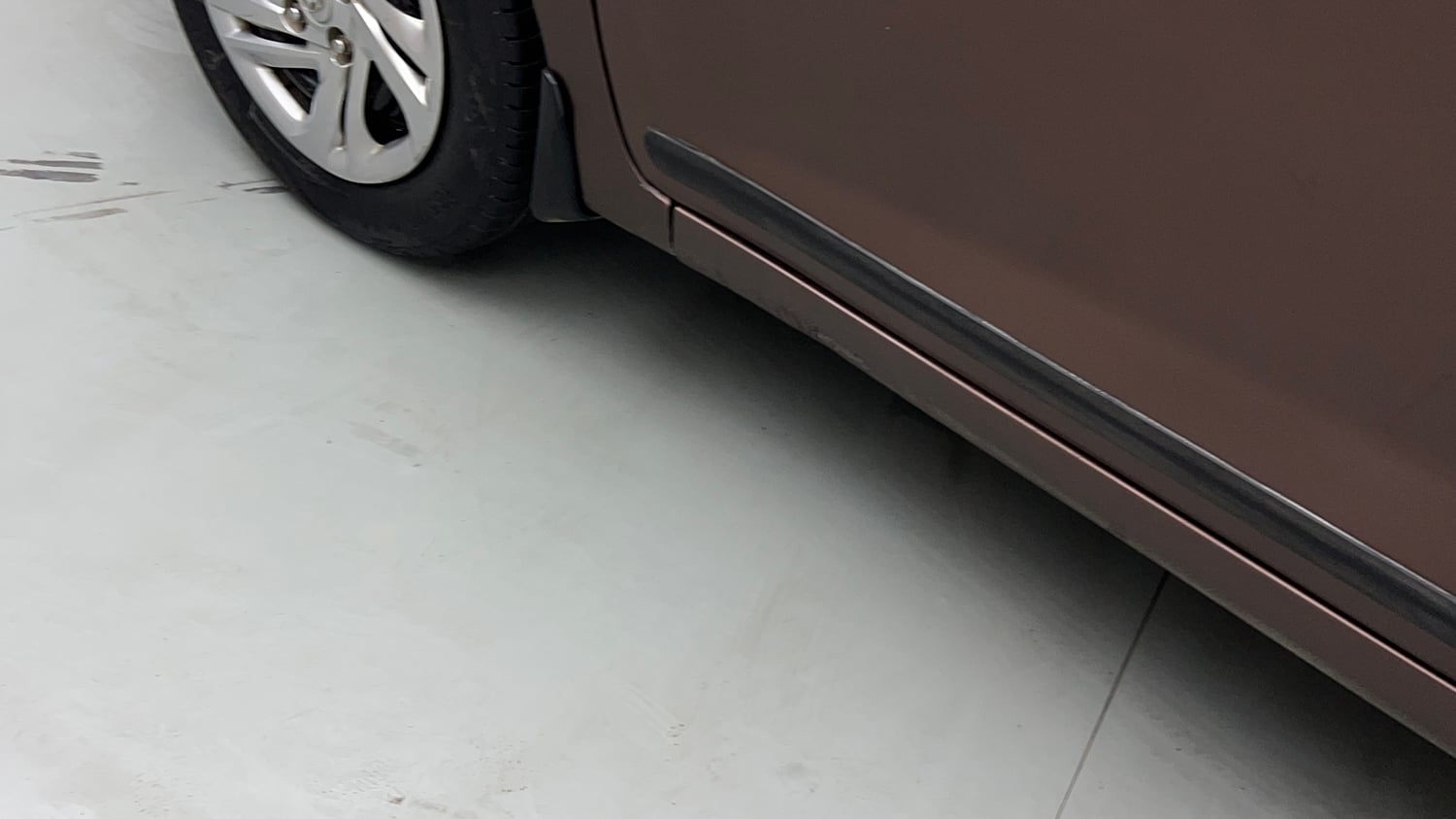 Used 2021 Hyundai Aura S 1.2 CNG Cng Manual dents MINOR DENT